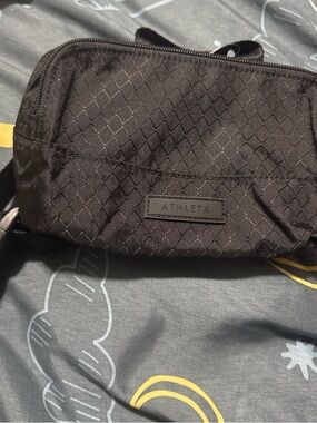 Athleta Quilted Black Waist Pack